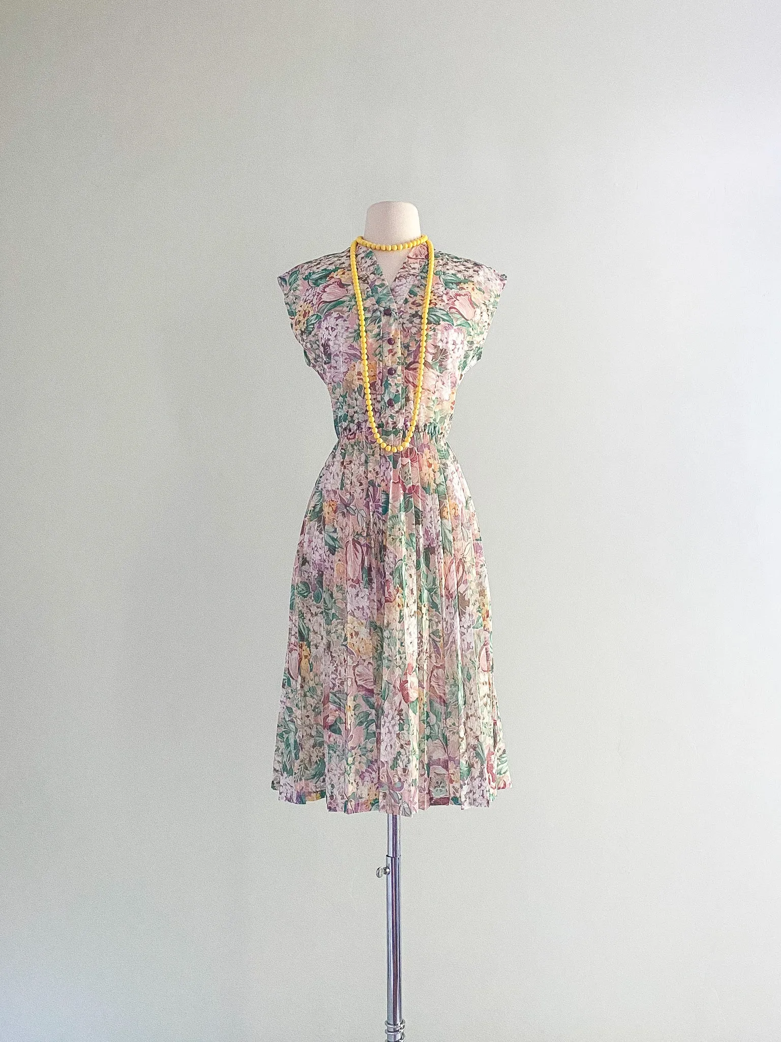 1970's Soft Floral Day Dress With Pleated Skirt / Medium