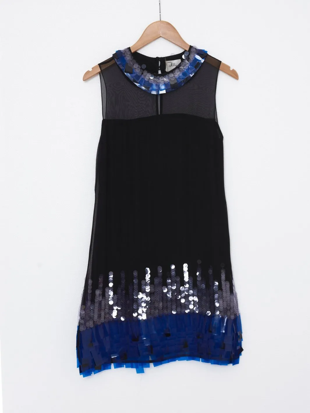 2010 Milly sheath evening dress in midnight blue silk with sequins