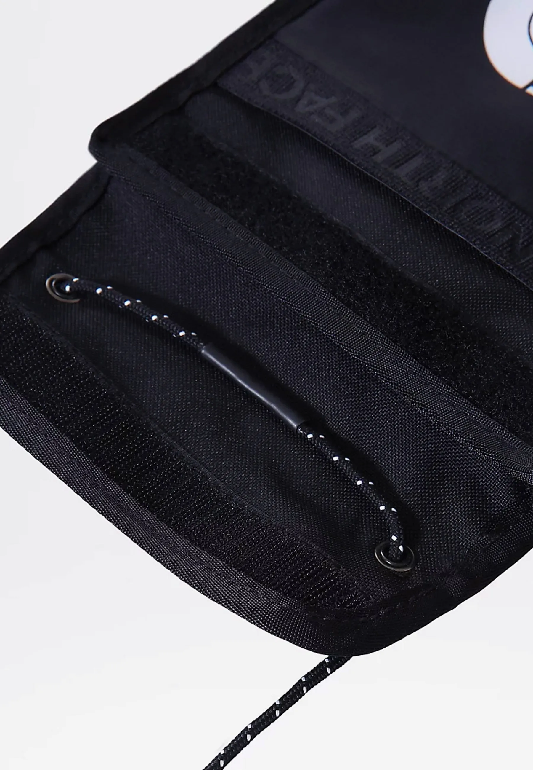 Bozer Neck Pouch - Black