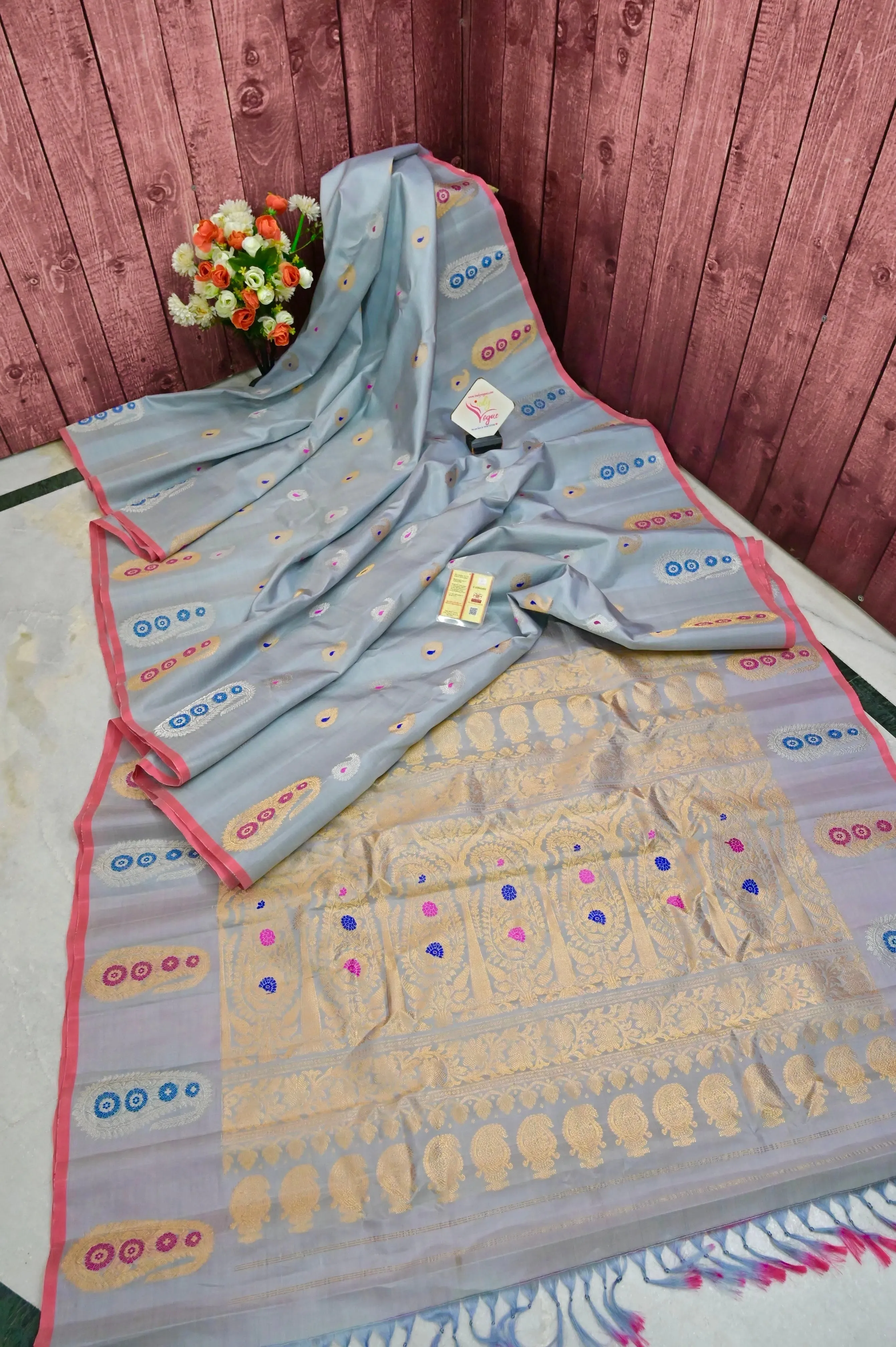 Greyish Blue Color Pure Gadwal Silk Saree with Golden and Silver Meenakari Butta