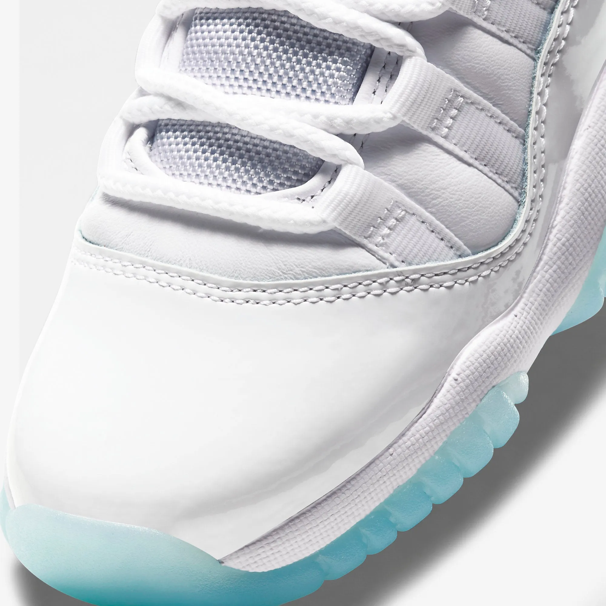 (GS) Air Jordan 11 Retro Low 'Legend Blue' (2021) 528896-117