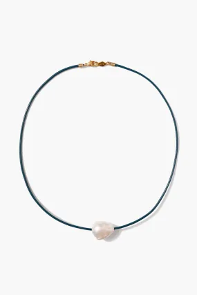 Isla Pearl Necklace Iris Blue