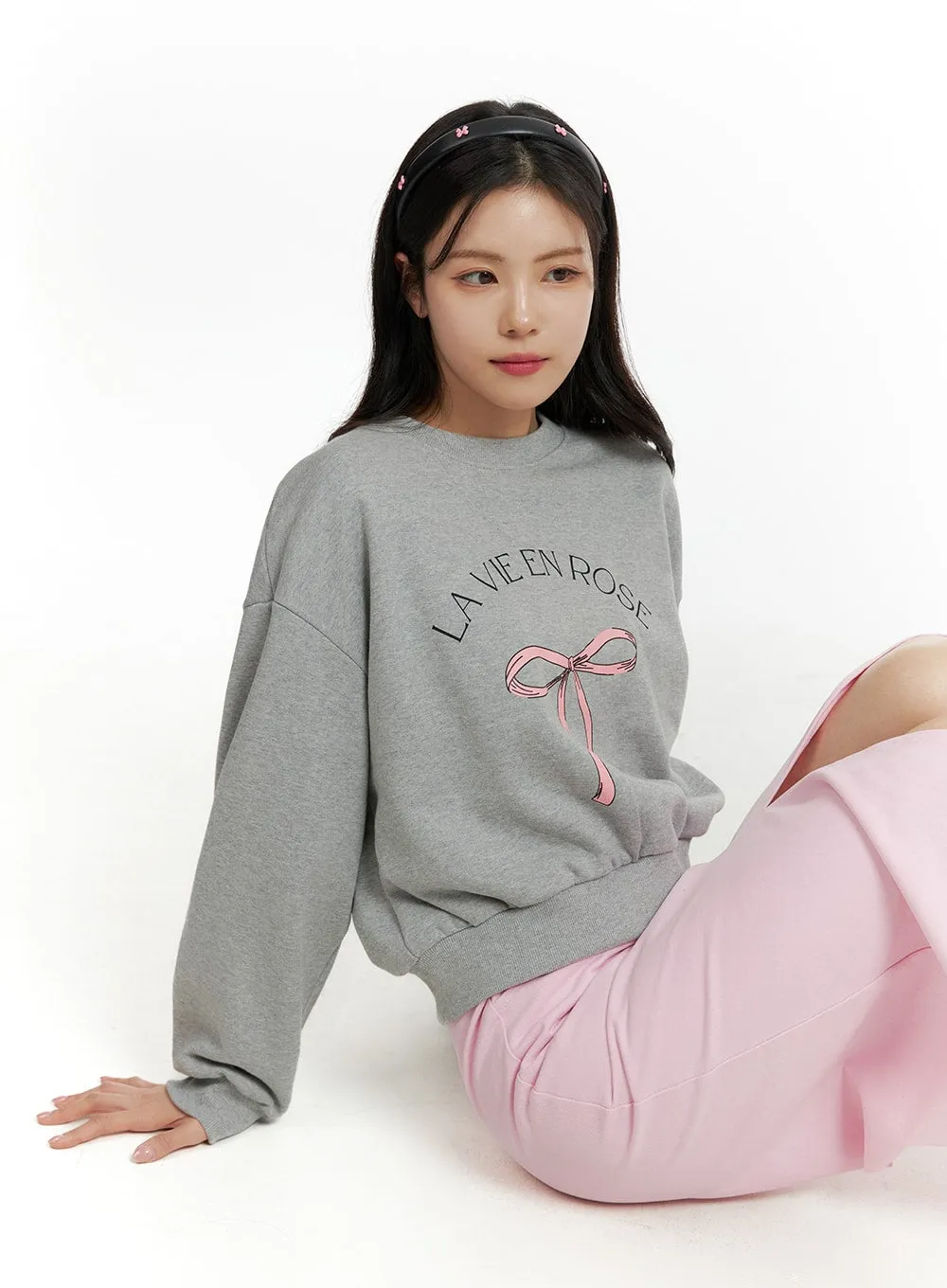 Ribbon Graphic Sweatshirt OF414