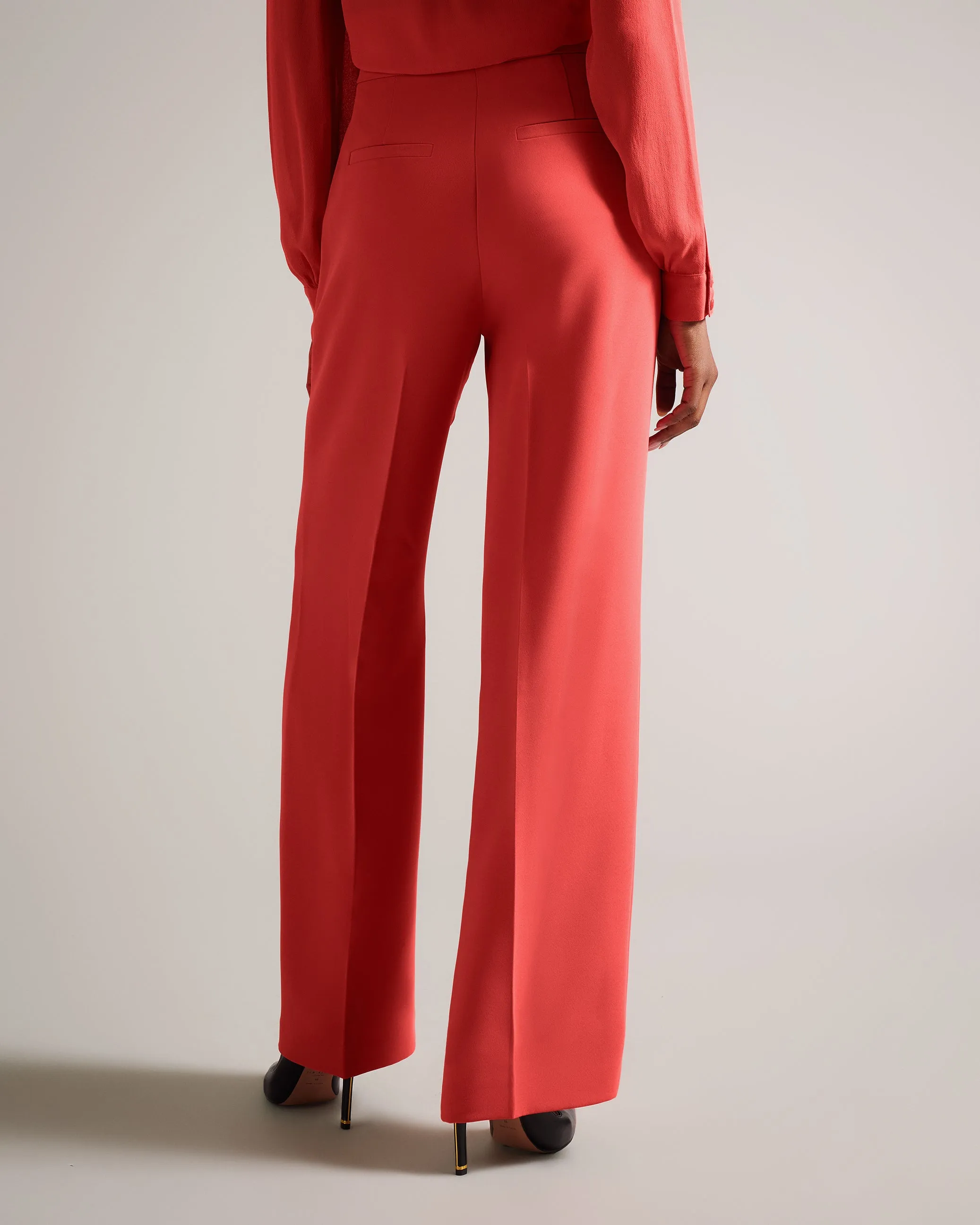 Sayakat Tailored Wide Leg Trousers Coral