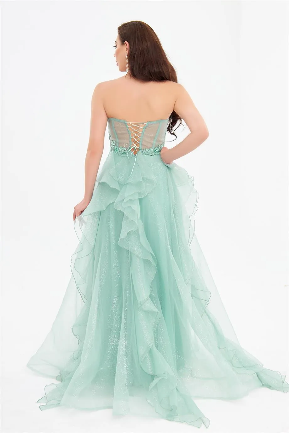 Çağla Glittery Tulle Embroidered Tie Back Strapless Engagement Dress